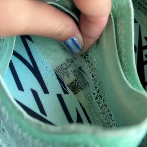 Nike Light Green Athletic Sneakers - Picture 3 of 5